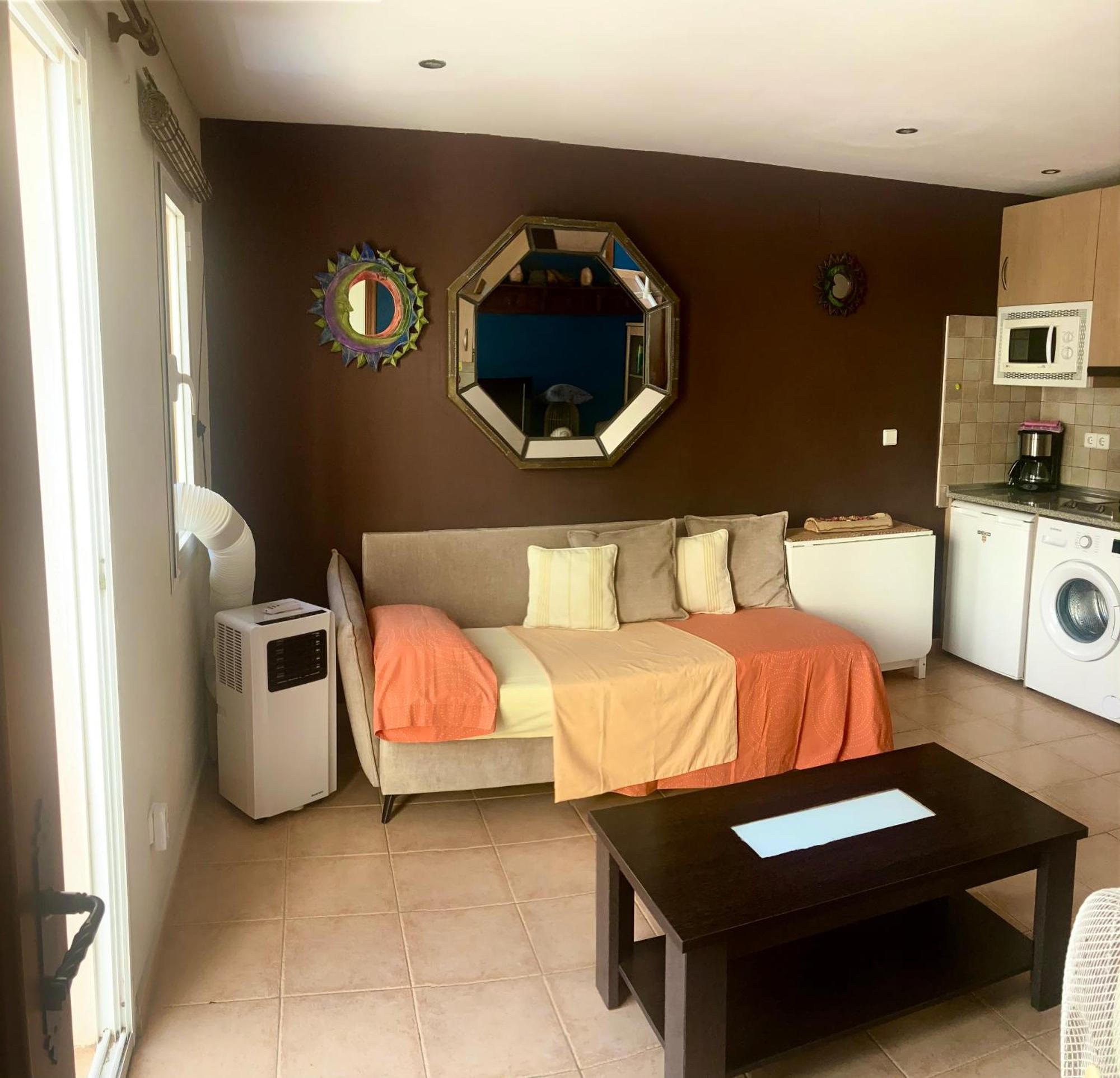 Apartaunmomento Y Disfruta!! Estepona Exterior photo
